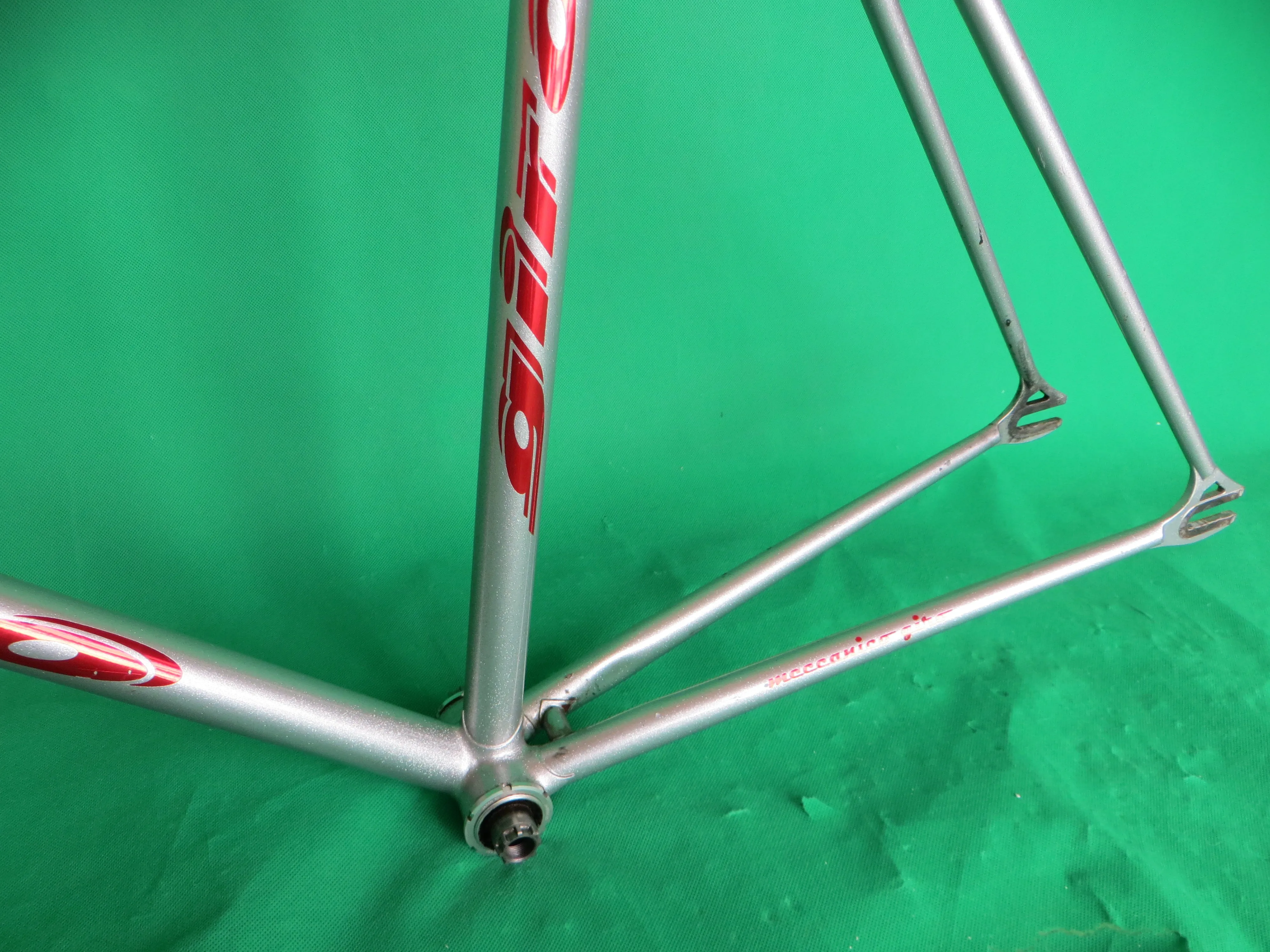 GIRO // Silver Metallic // 53cm