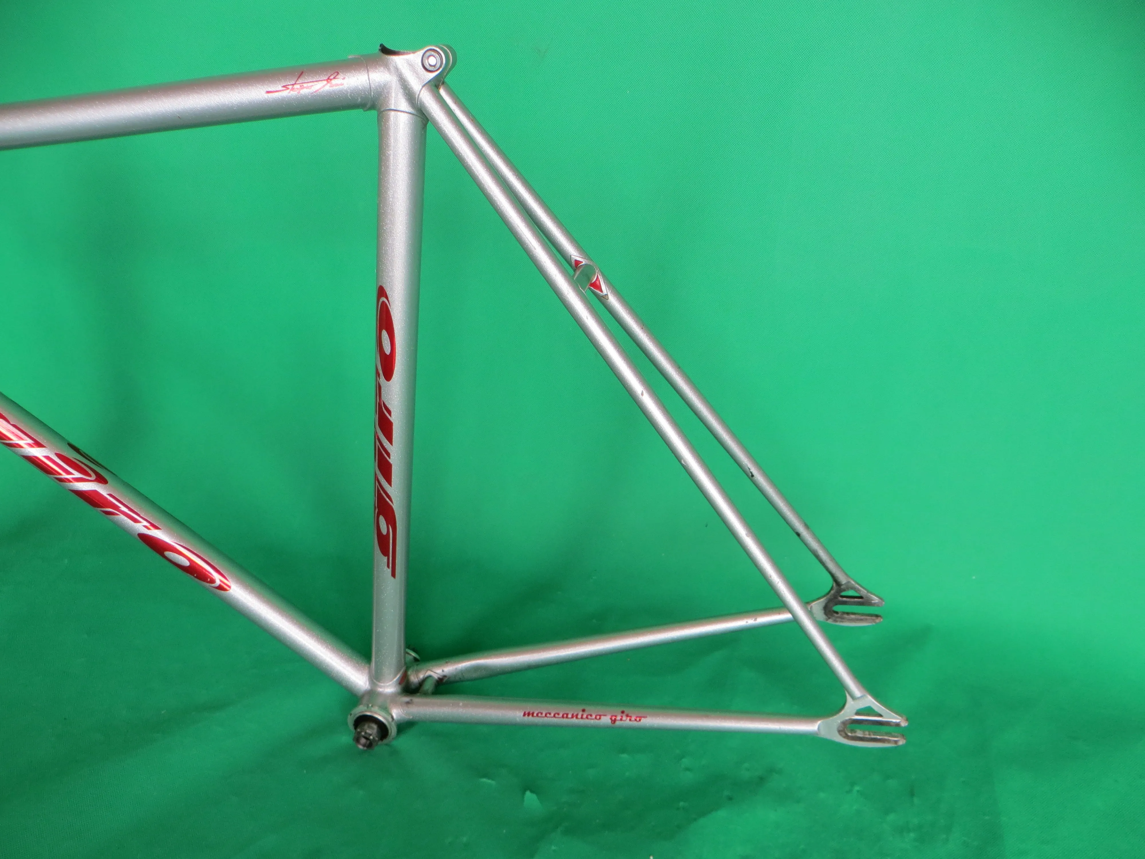 GIRO // Silver Metallic // 53cm