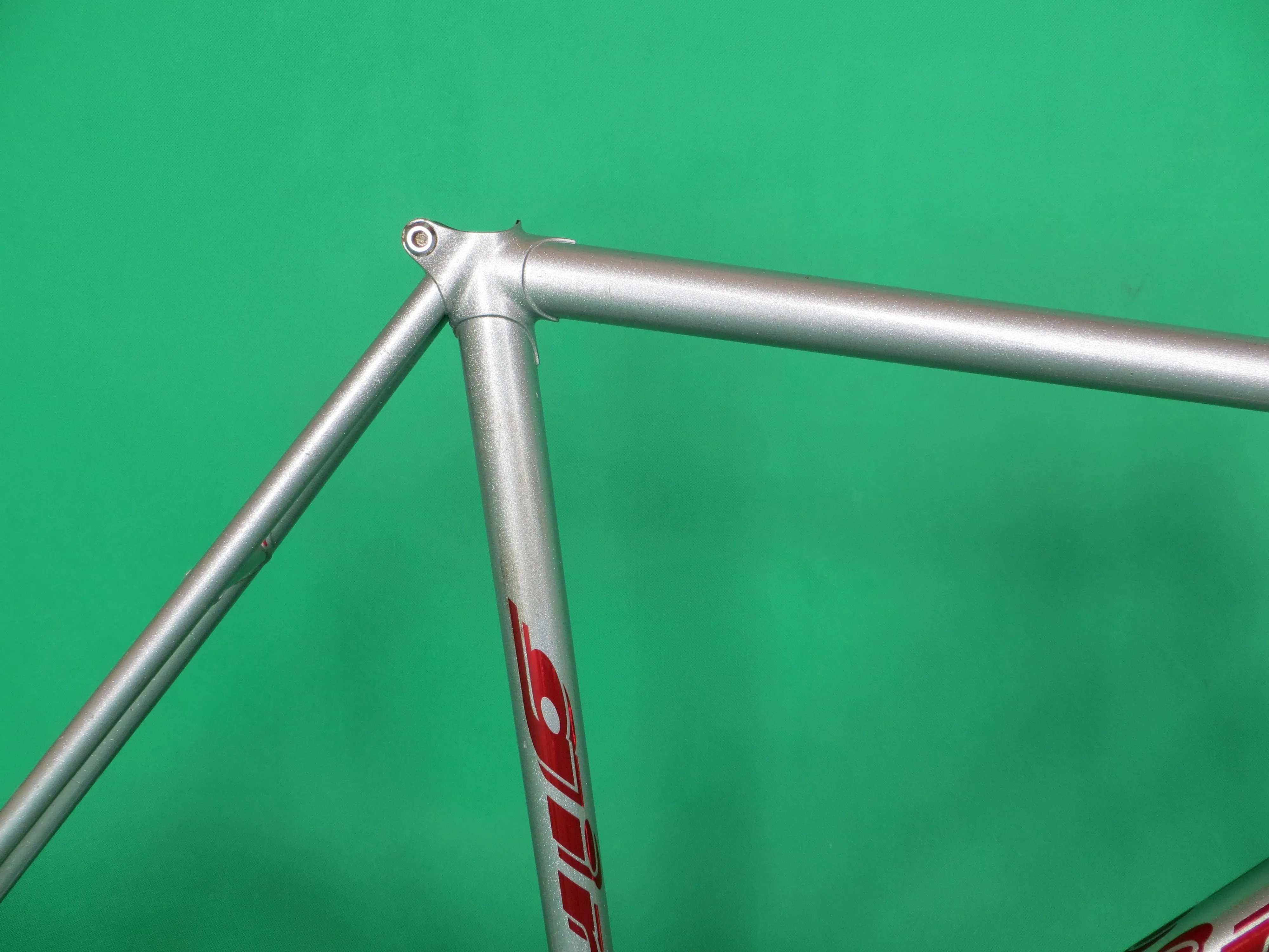 GIRO // Silver Metallic // 53cm