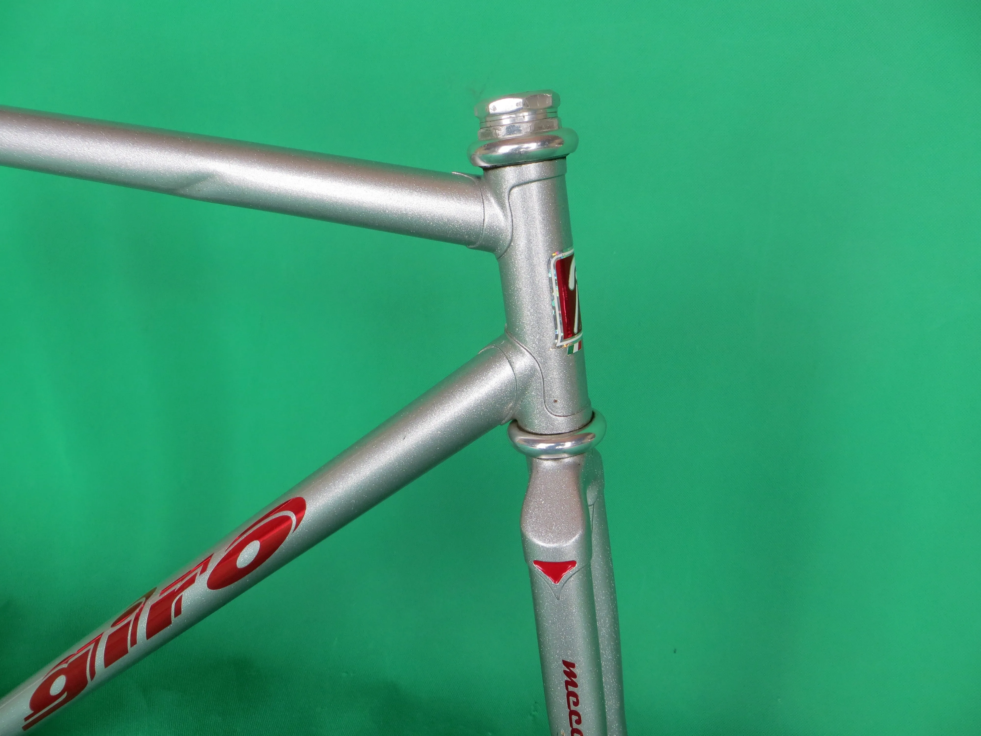 GIRO // Silver Metallic // 53cm