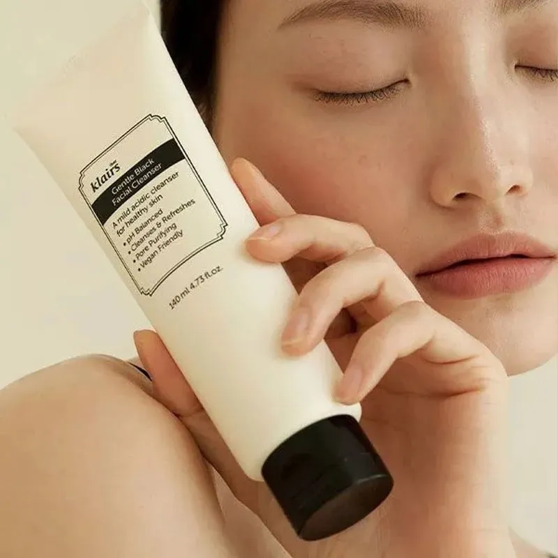 Klairs Gentle Black Facial Cleanser 140ml