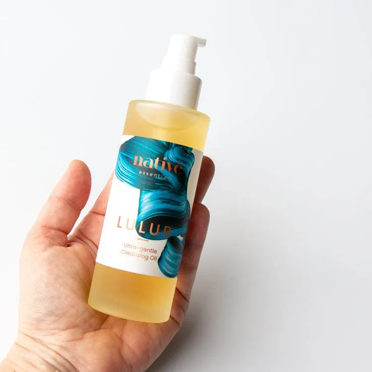 LULUR • Ultra Gentle Makeup and Sunscreen Cleansing Oil
