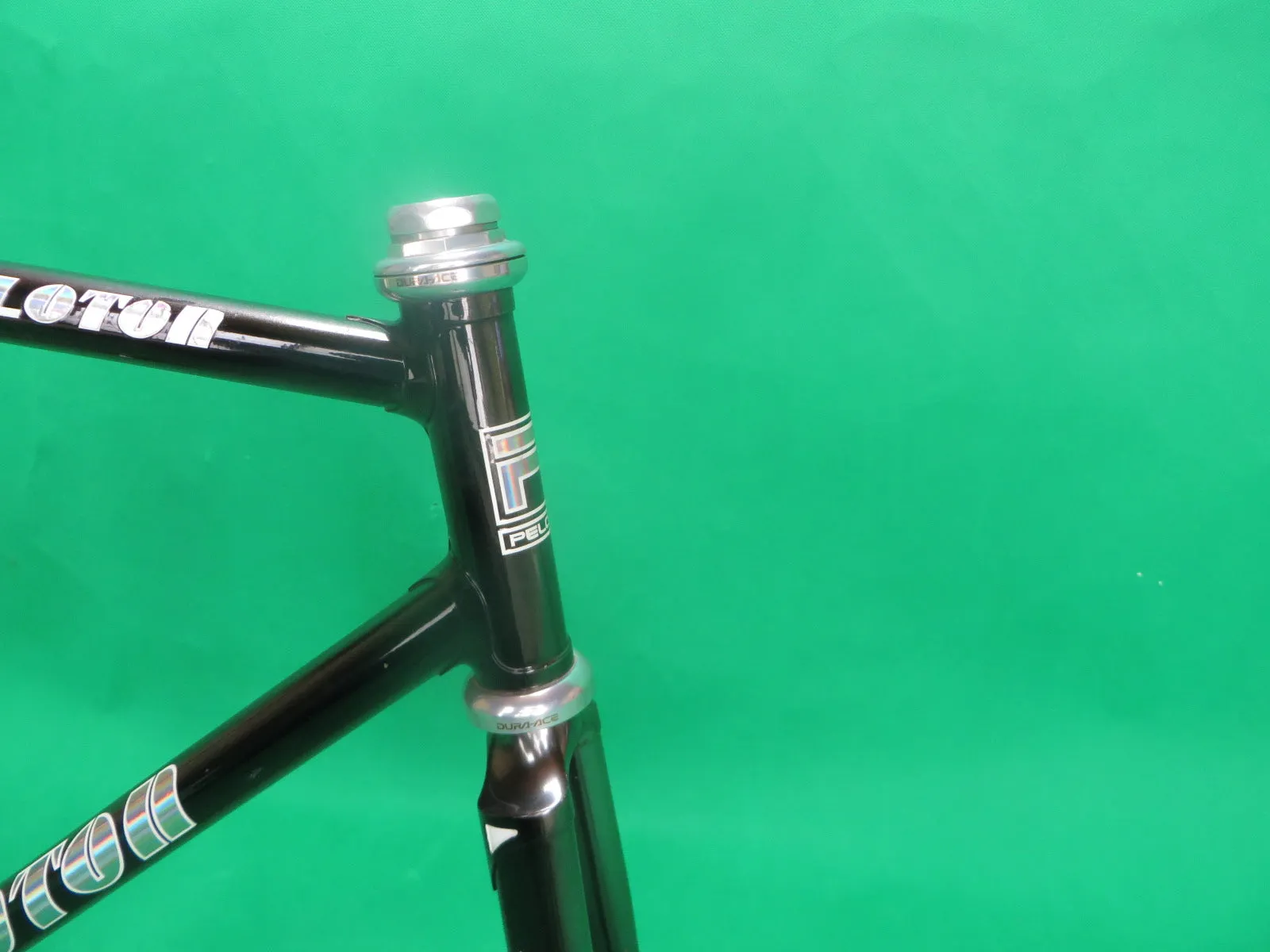 PELOTON // Mach Silver black fade // 53.5cm