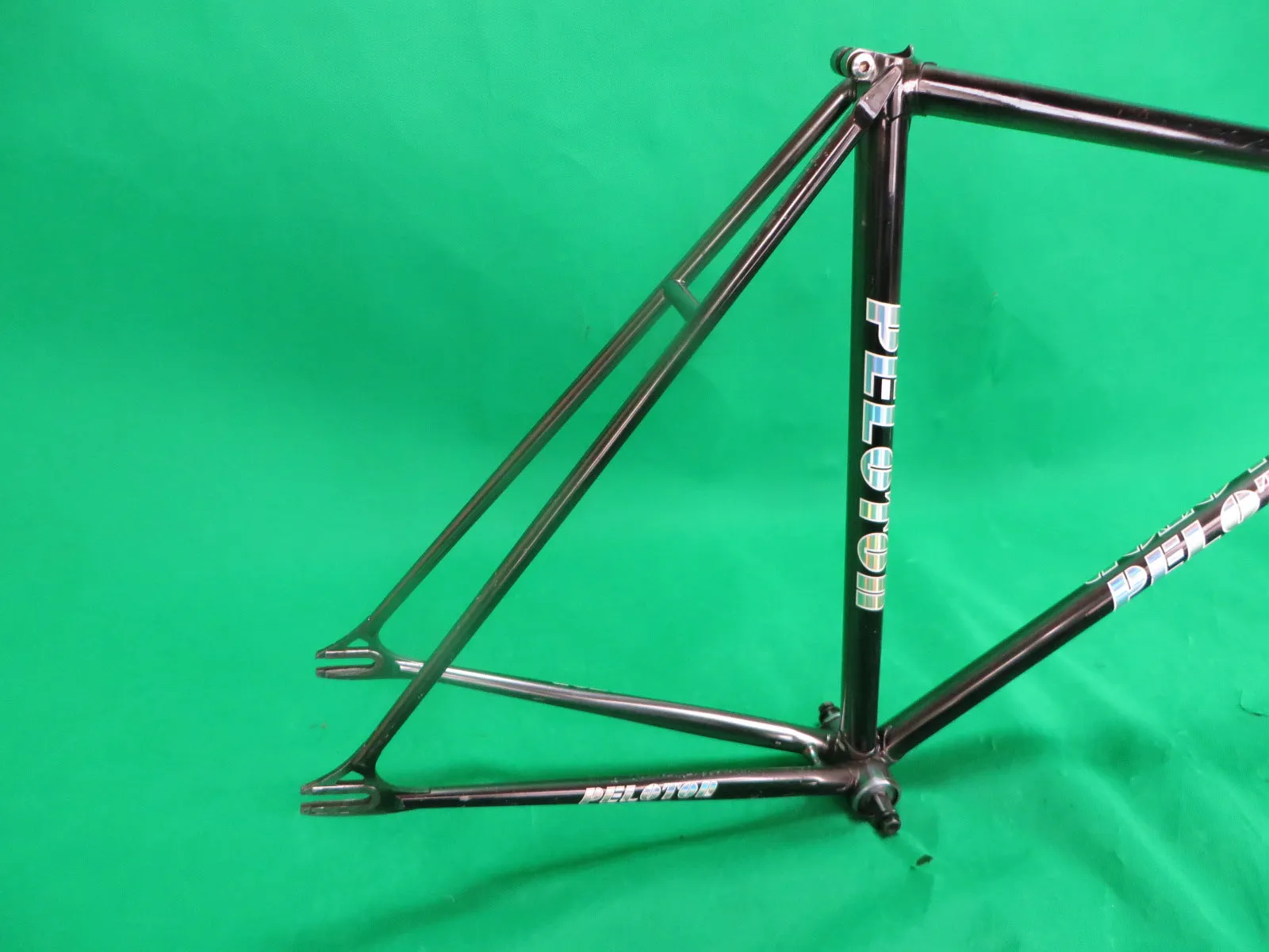 PELOTON // Mach Silver black fade // 53.5cm