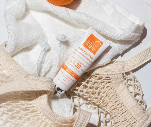 Suntegrity 5 in 1 Tinted SPF 30  MEDIUM